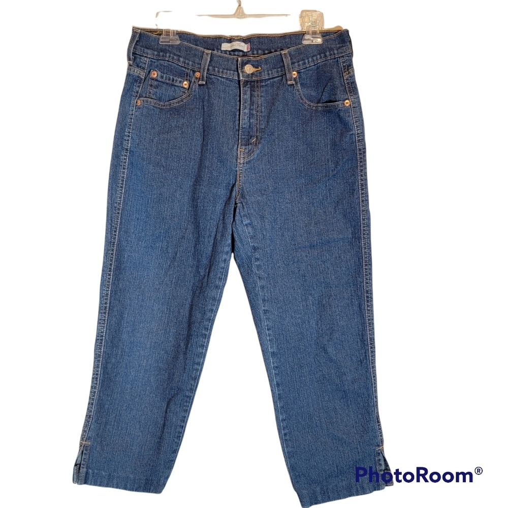 Levi's Womens Classic Capris